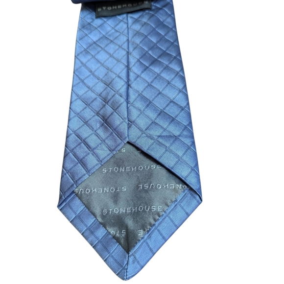 Classic Blue Grid Pattern Tie - Picture 3 of 6